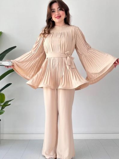 Adelina | Elegant plisseret blusset top & buksesæt Stilfuldt og behageligt forårs-/sommeroutfit