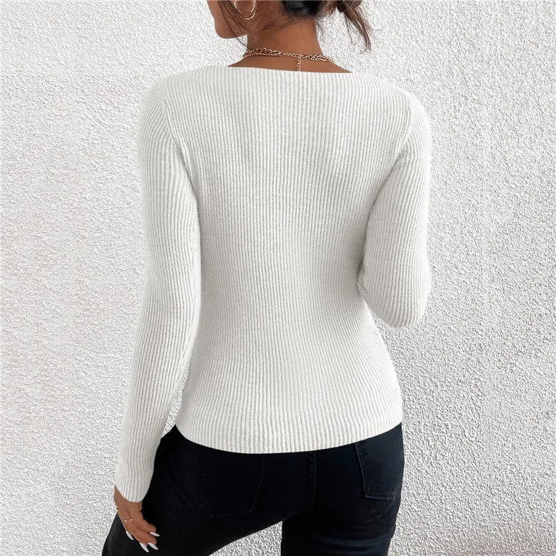 Yrsa | Tidløs strikket sweater til kvinder med V-hals for ubesværet elegance