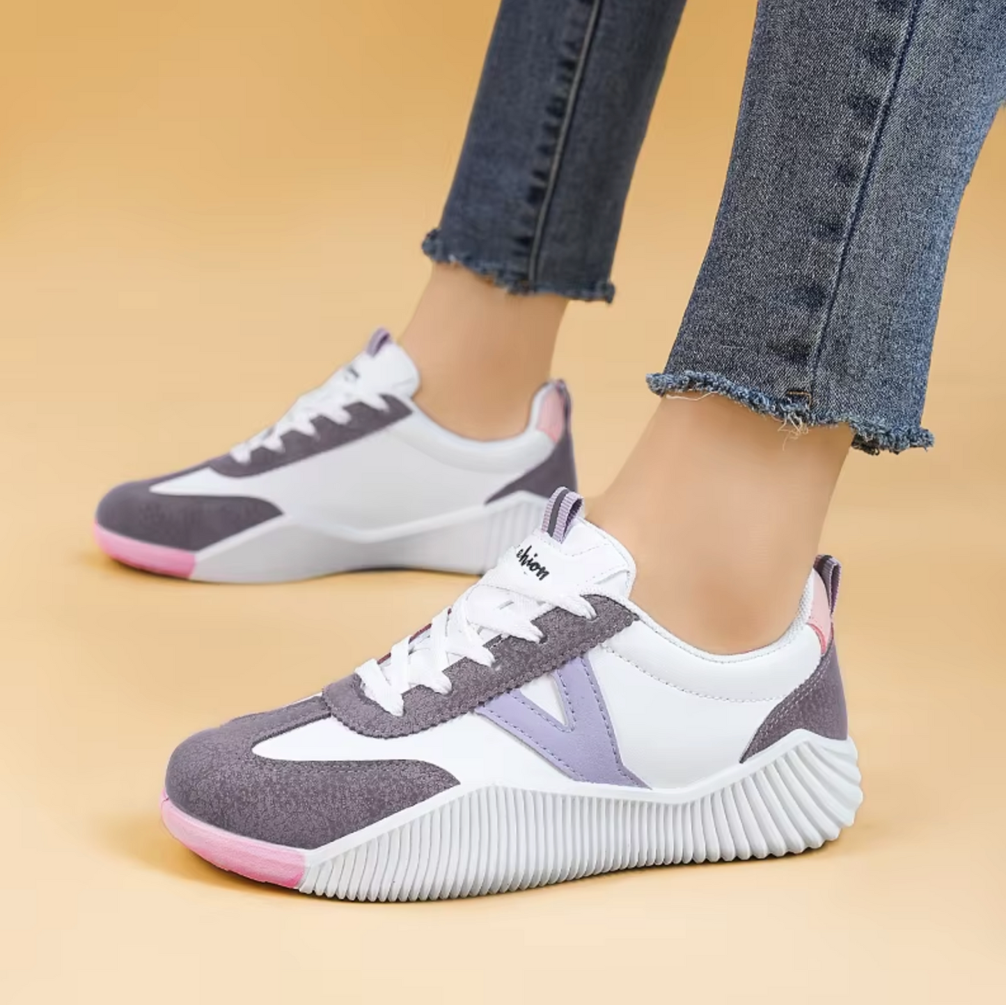 Nadia | Moderigtige sneakers med snørebånd til kvinder Stilfulde og komfortable