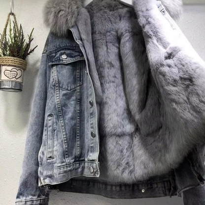 Alva | Kvinders hyggelige plys denim jakke perfekt til efterår vinter stil