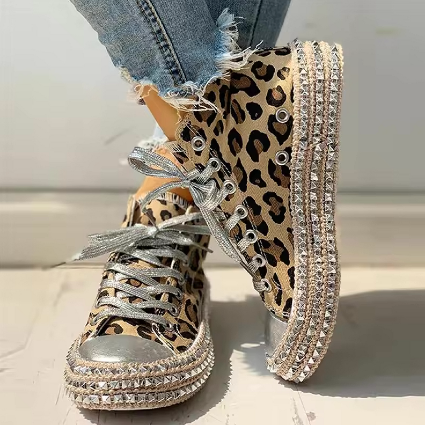 Margo | Trendy sneakers med leopardprint Stilfulde snøresko til kvinder