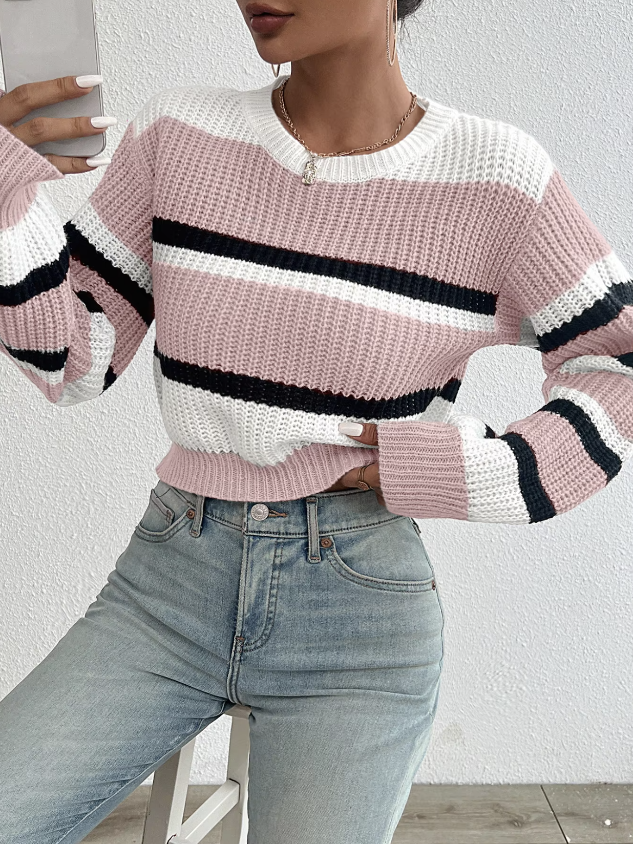 Una | Stilfuld strikket cropped sweater til kvinder