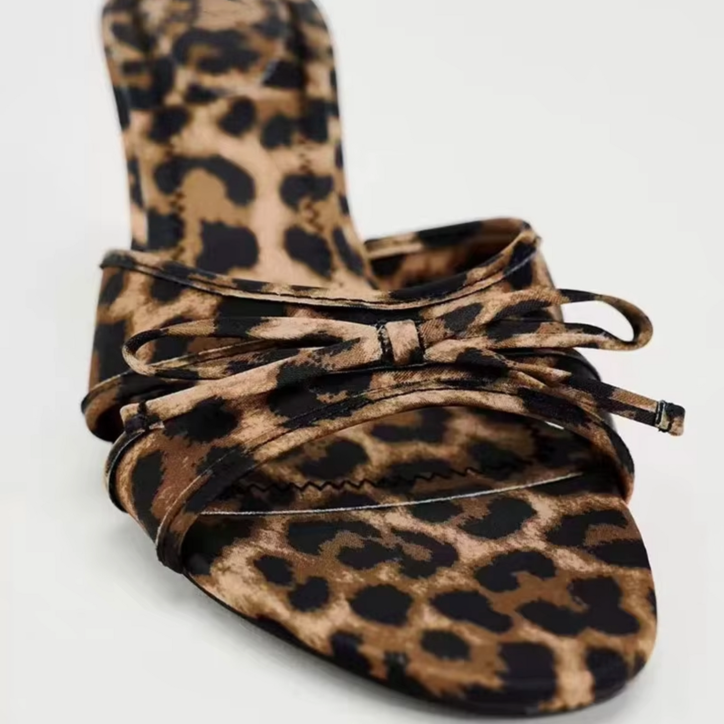 Alison | Leopardprint højhælede sandaler Chic & stilfuldt slip-on design