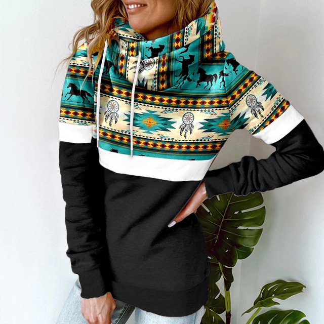 Karenna | Hættetrøje til kvinder Vintage-inspireret hættetrøje med Aztec Print