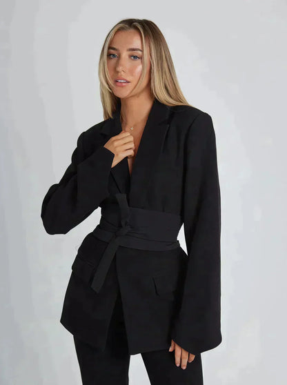 Gudrun | Elegant wrap blazer til kvinder med ekstra bælter til efterår/vinter