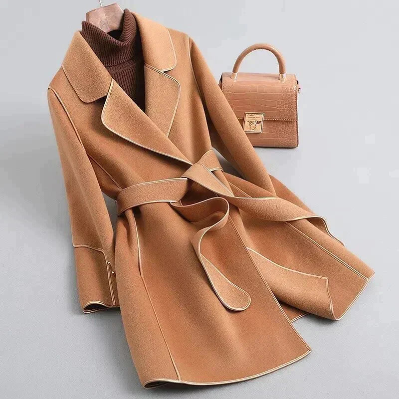 Rikke | Elegant Camel Wool Trench Coat til kvinder Chic Autumn Essential