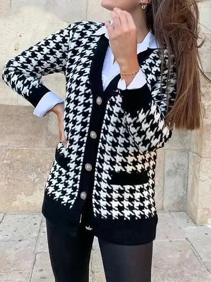 Beata - Houndstooth Cardigan